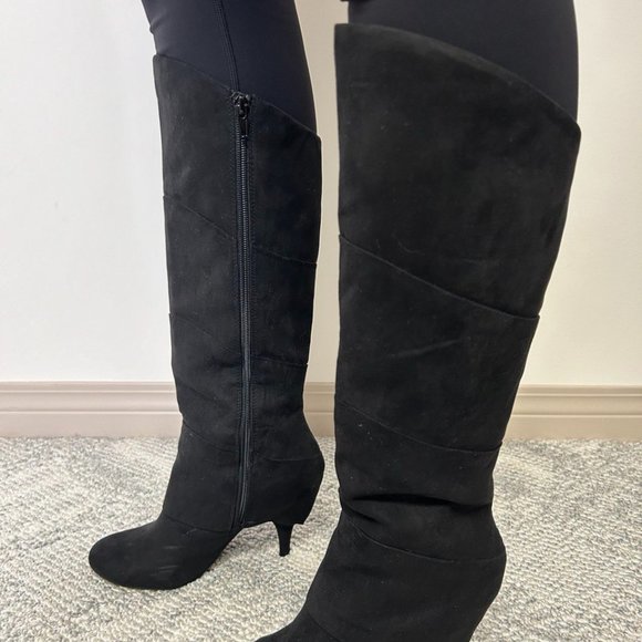 Fergalicious Womens Tall Boots Sz. 7.5 *USED - Picture 3 of 4